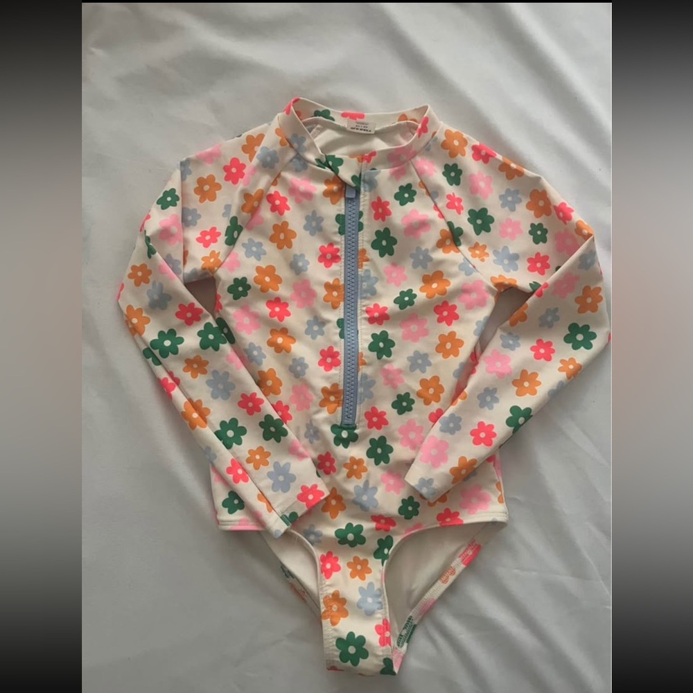 Old Navy 4T rash guard swim suit long sleeve